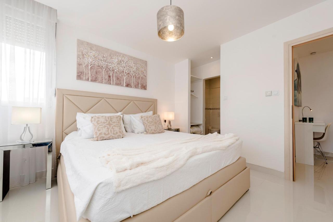 Urban Luxury Apartment ザダル エクステリア 写真